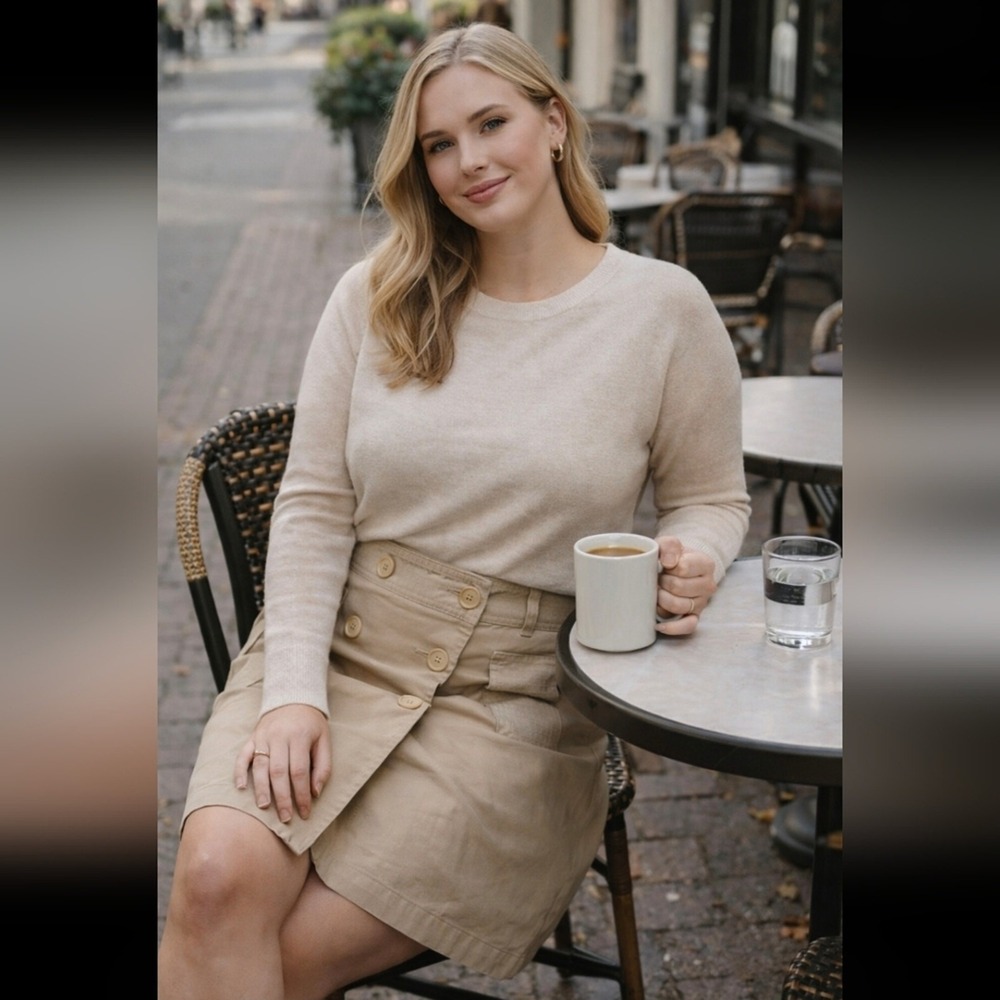 Banana Republic Beige A-Line Skirt with Buttons - Picture 5 of 5